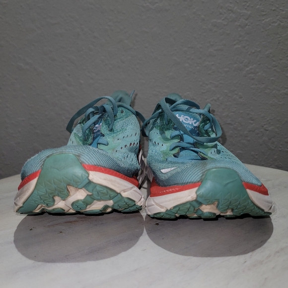 Hoka One One Women Clifton 8 Size 7B - Picture 6 of 16